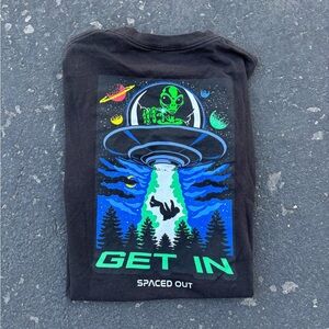 Alien tee